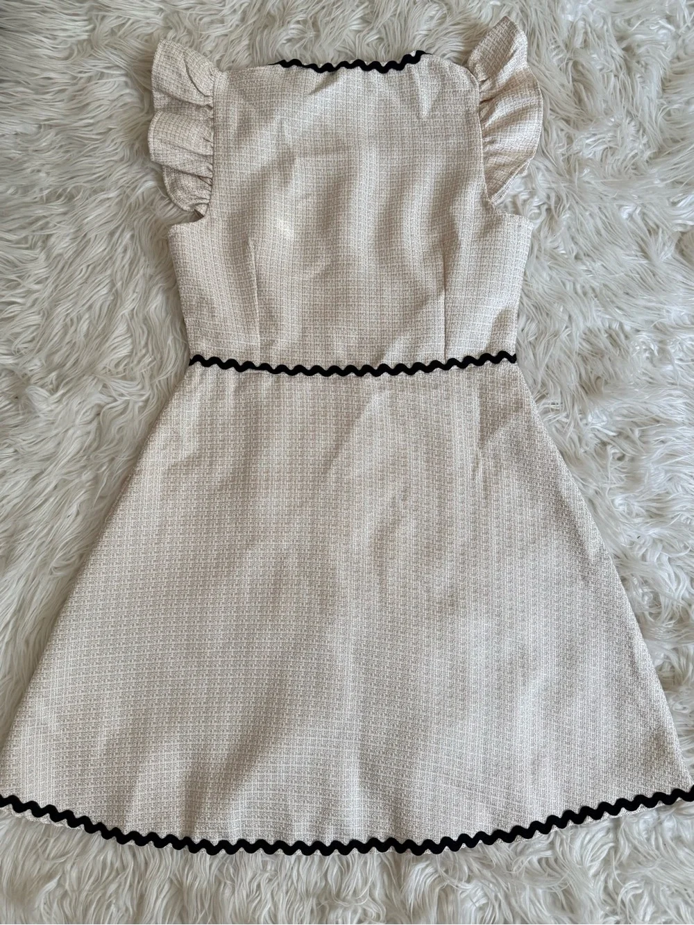 SHEIN Teen Tweed Pearl Button Ruffle Dress Size 13Y Cream Black